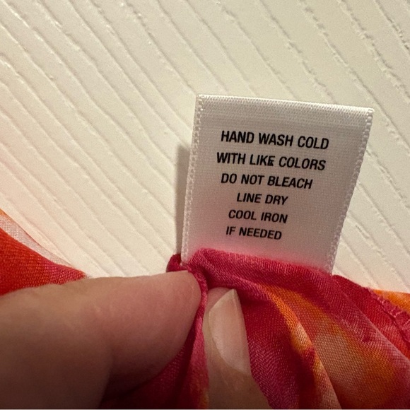 SAMI & JO XL women’s Red and Orange Sleeveless Blouse - Picture 5 of 7